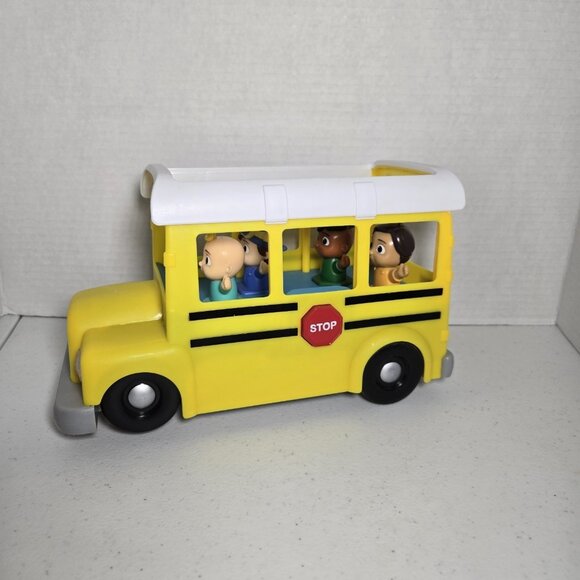 Cocomelon Sing and Dance Time School Bus Shape Sorter Missing 1 Person No Remote - Picture 1 of 7